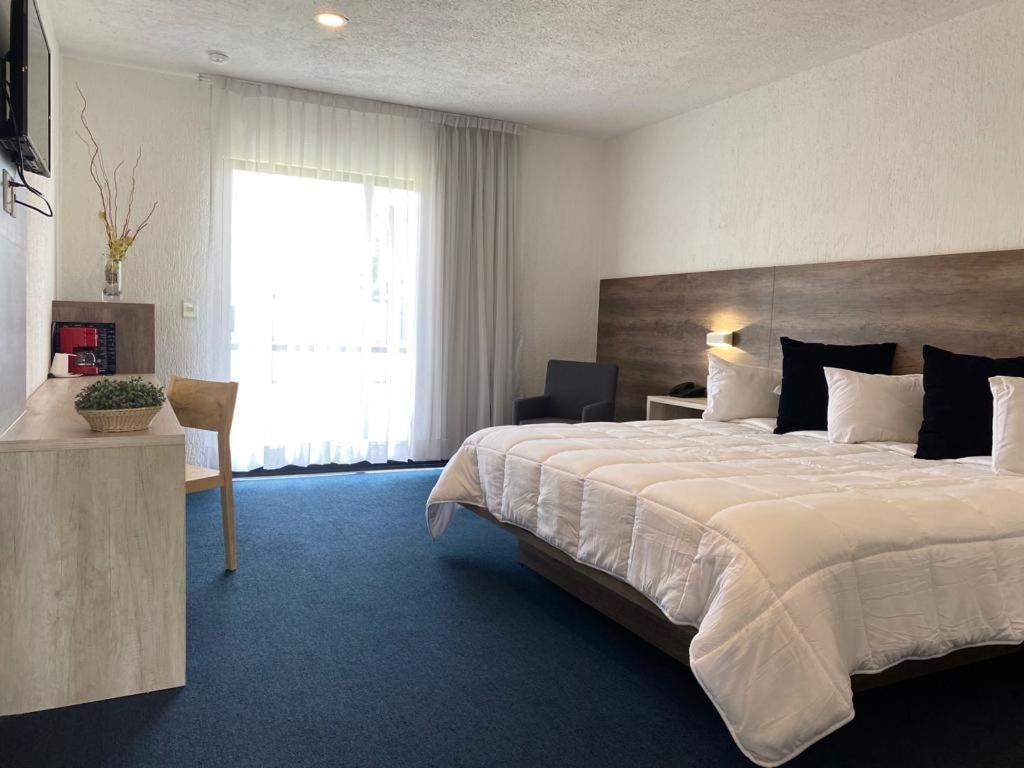Hotel Aeropuerto Morelia Alvaro Obregon المظهر الخارجي الصورة